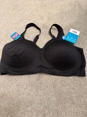 Black Vanity Fair Beyond Comfort Bra